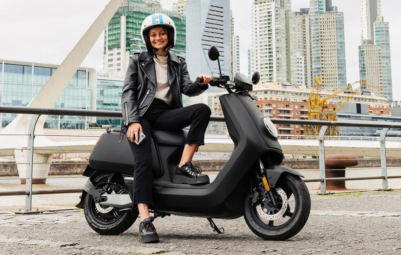 NQi Sport – Scooter électrique 45 km h, 130 km   NIU