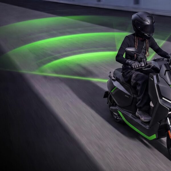 niu-fqix-razer-scooter-electrique Niu fqix razer scooter electrique
